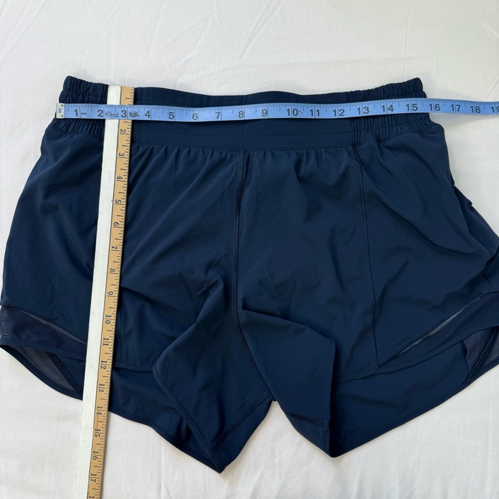 ❌Lululemon Hotty Hot Shorts Women’s 12 Navy 4” Lined Athleisure Running Gym - Picture 6 of 6